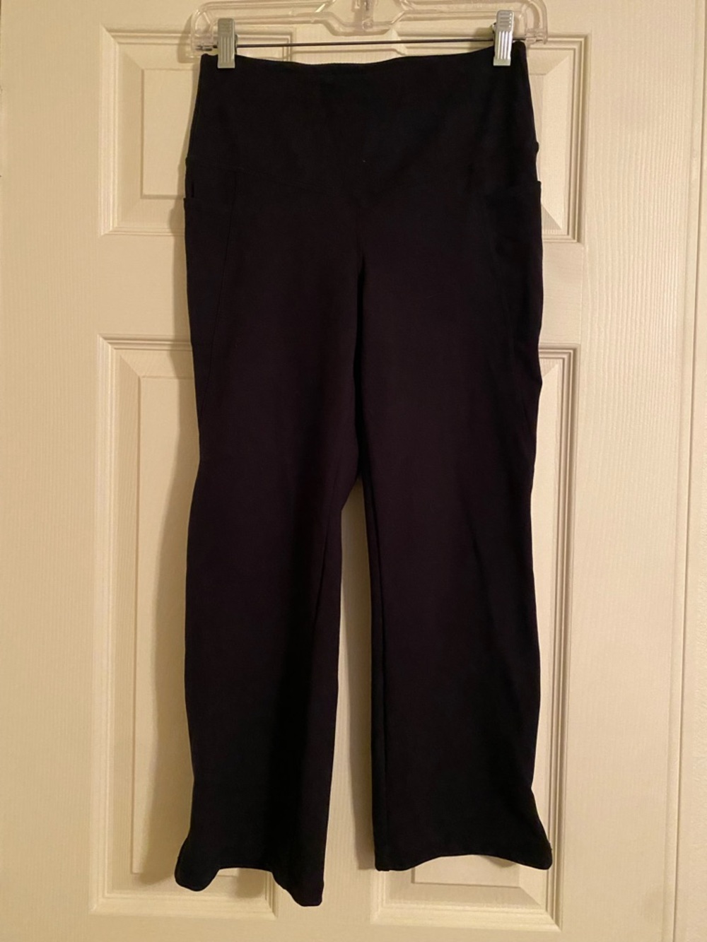 Jockey Black Pull-On Capri Pants